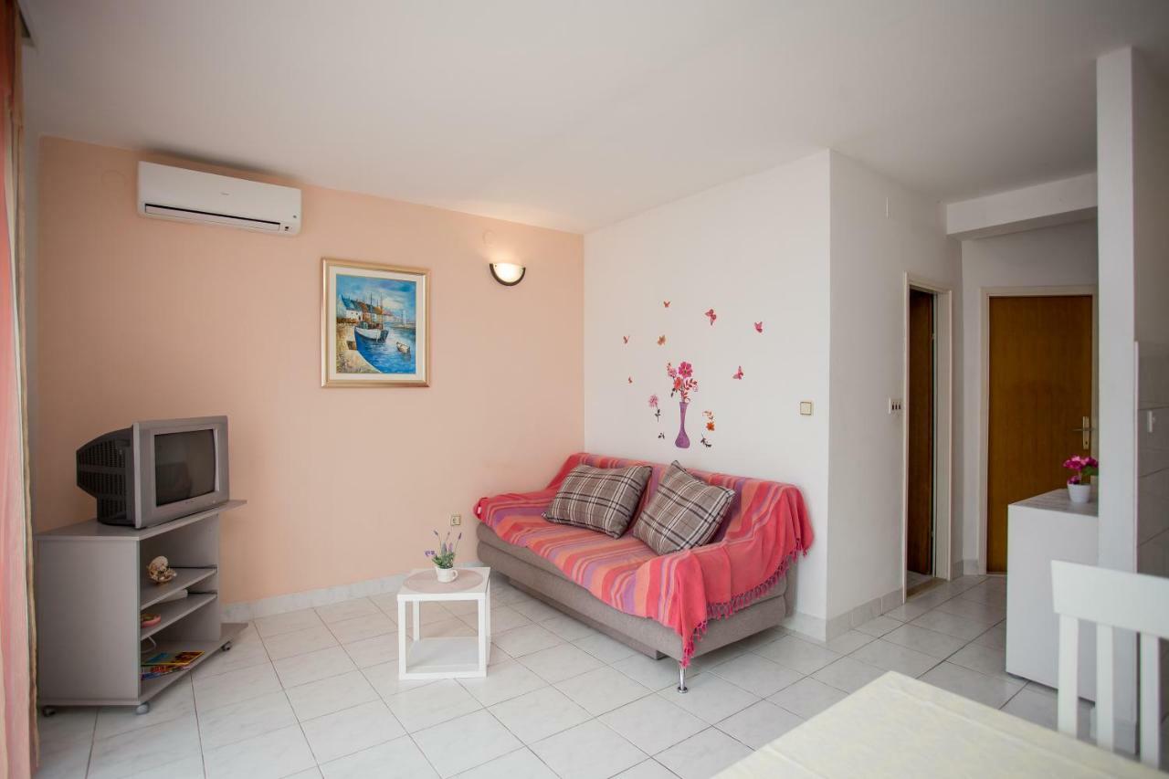 Apartments Gloria Primošten Kültér fotó