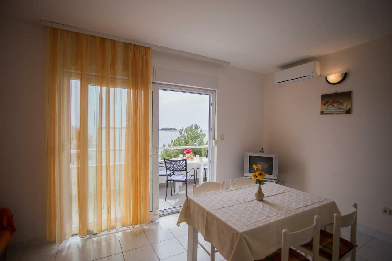 Apartments Gloria Primošten Kültér fotó